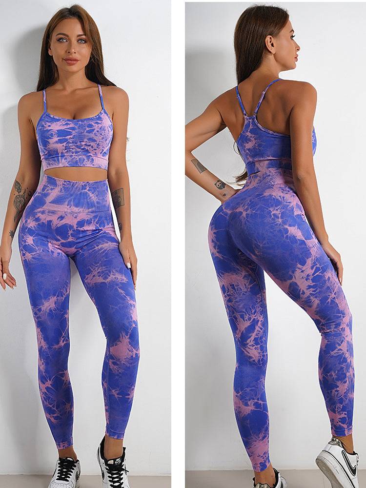 Дамски спортен комплект от 2 части ''Absolute''.