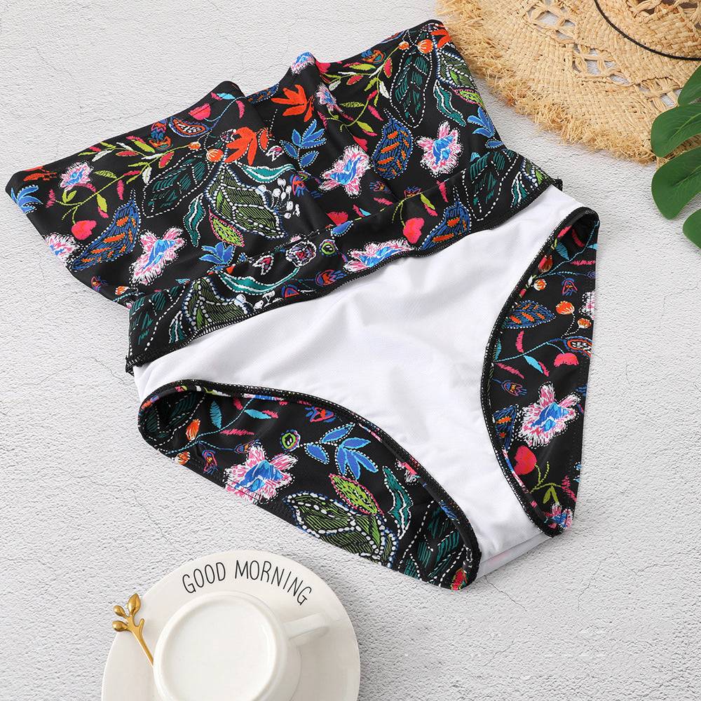 Бански от две части ''Ocean''.