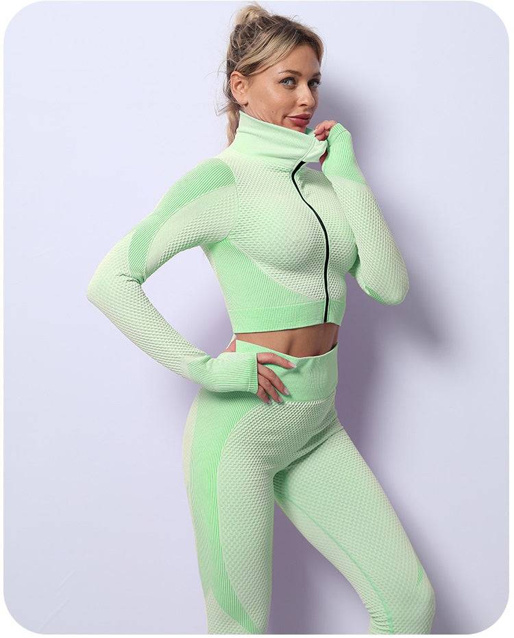 Дамски спортен комплект от 3 части ''Atlantic''.