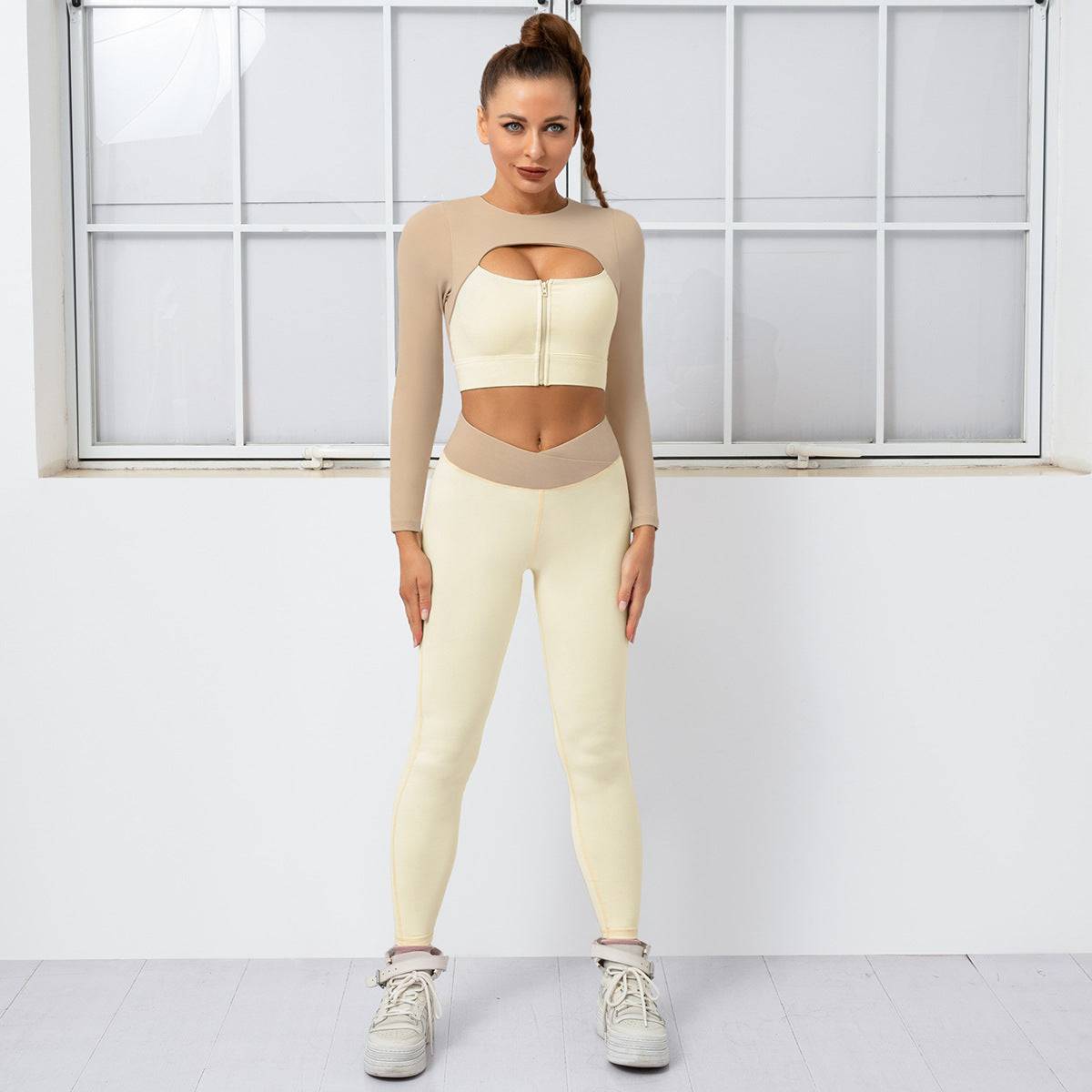 Дамски спортен комплект от 2 части ''Vector''.