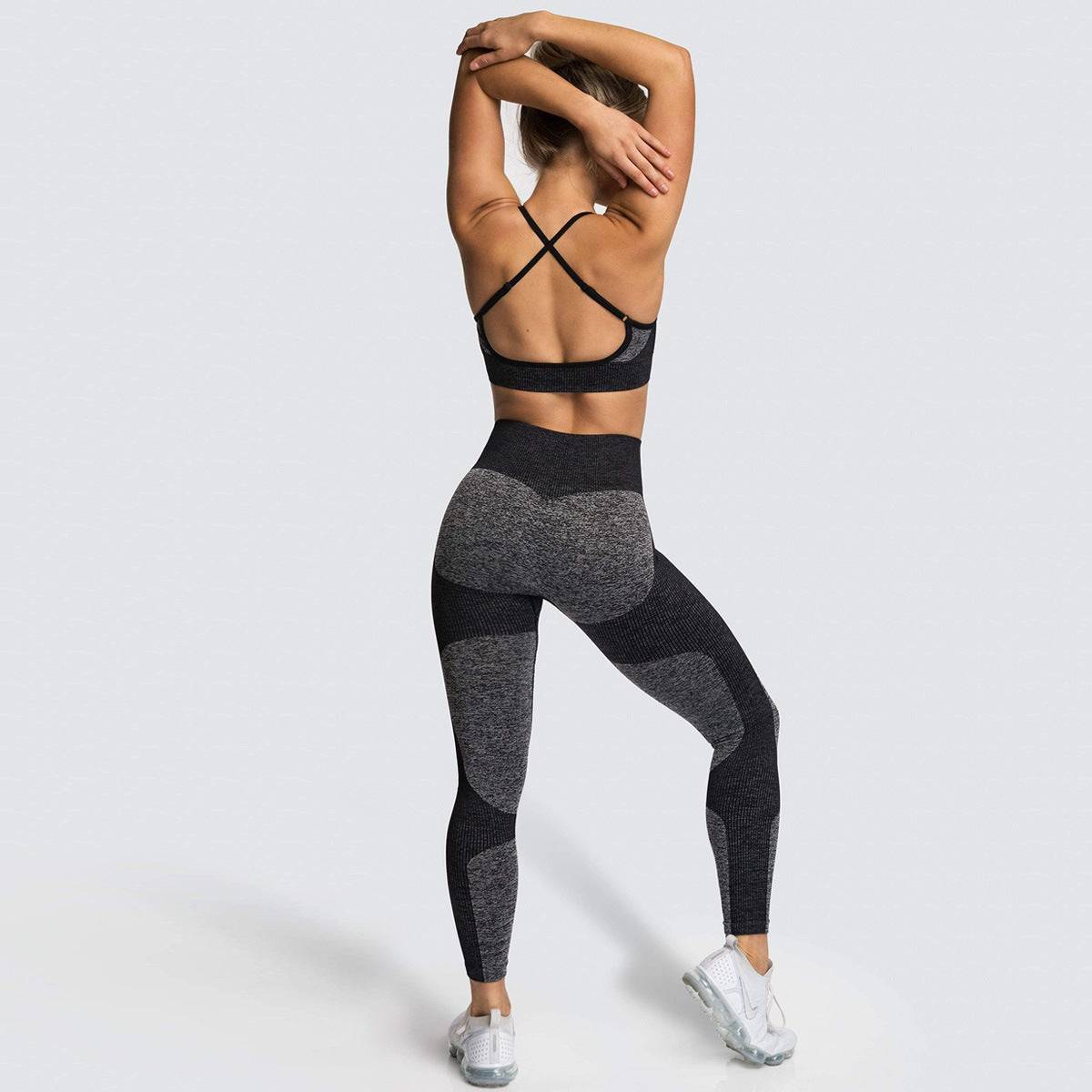 Дамски Спортен Комплект от 2 части ''Plenty''.