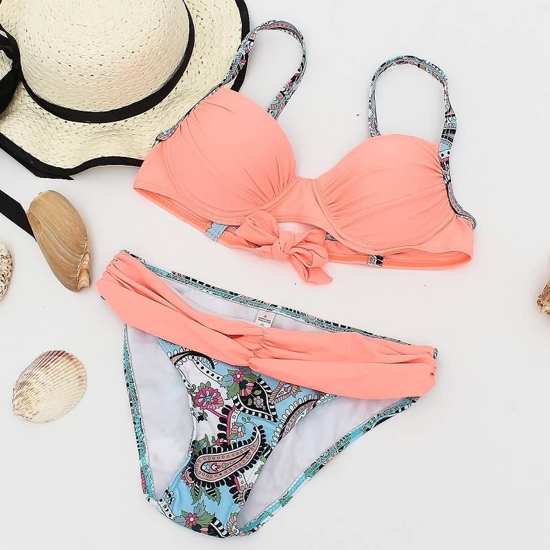 Бански от Две Части ''Reactive''.