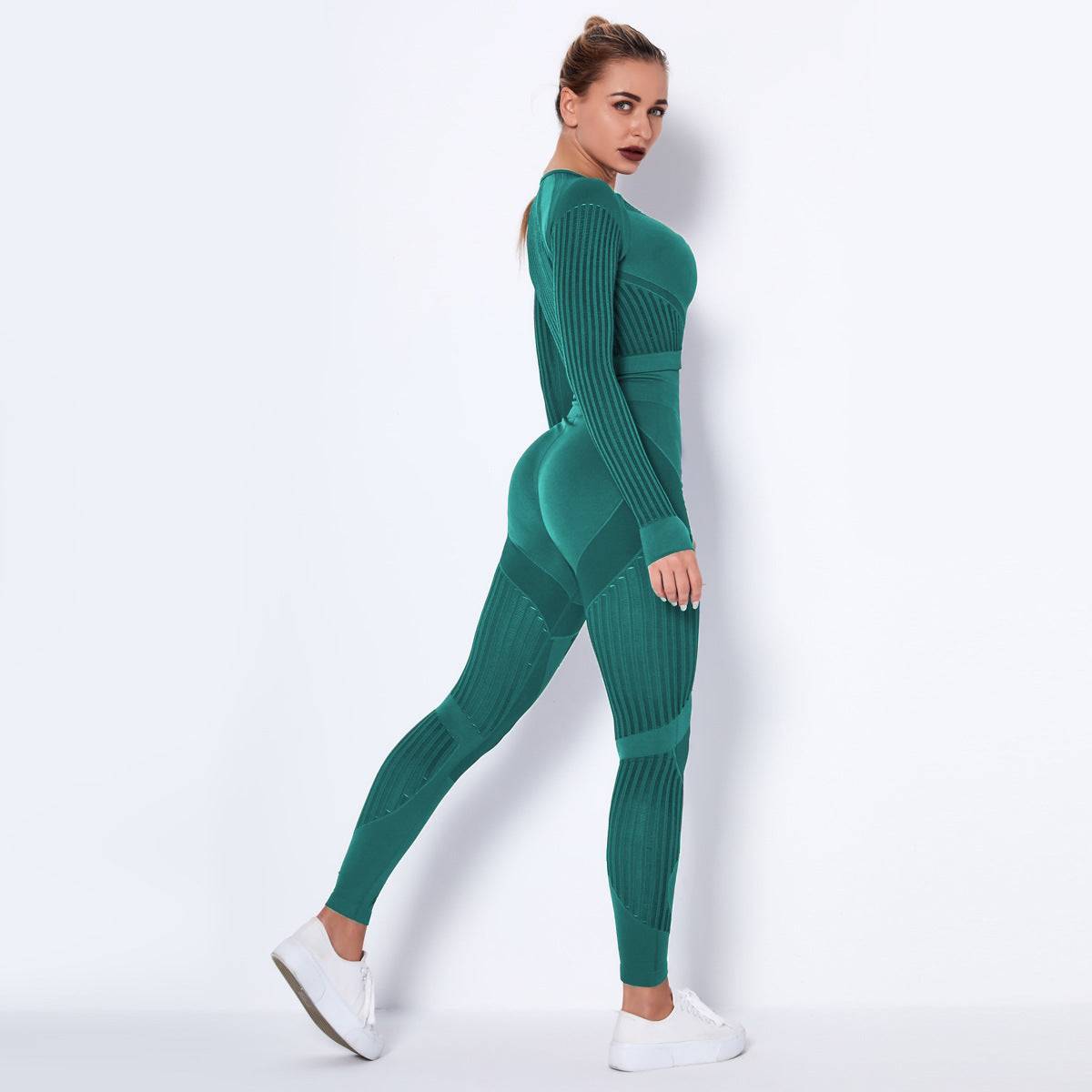 Дамски Спортен Комплект от 2 части ''Evolution''.