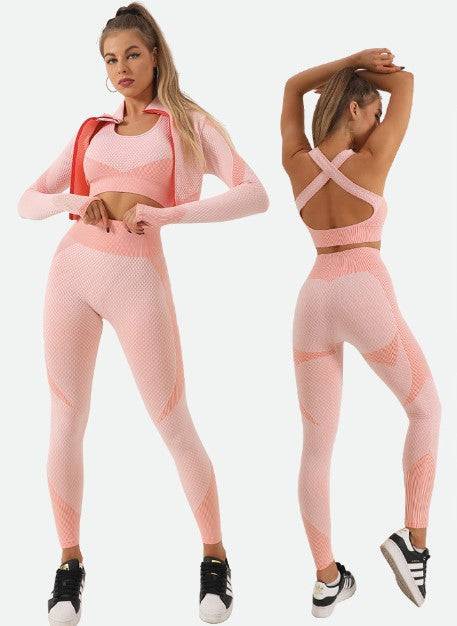 Дамски Спортен Комплект от 3 части ''Hero''.